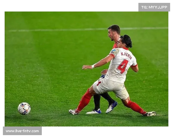 奥萨苏纳客场疲软之谜：是战术缺陷还是心理因素？